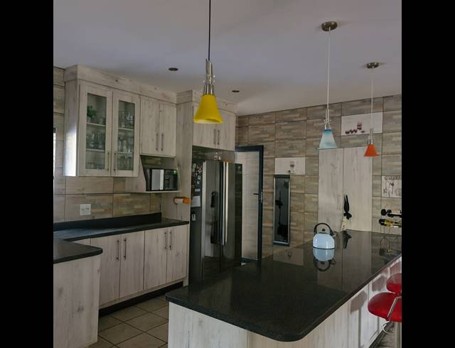 4 BEDROOM GOLF ESTATE FOR SALE IN SEASONS LIFESTYLE ESTATE
